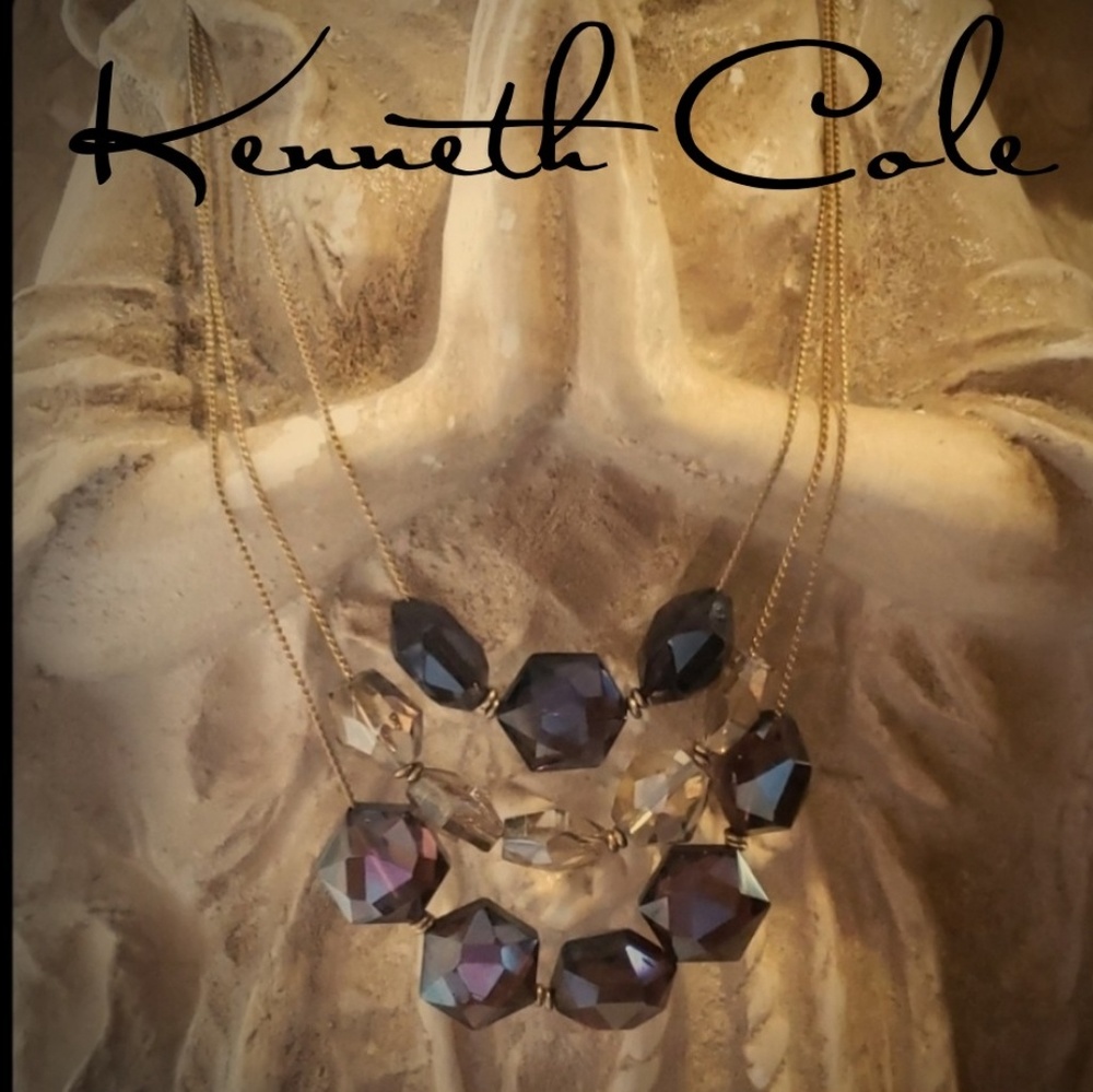 Stunning Kenneth Cole Gold Tone/Crystal Necklace